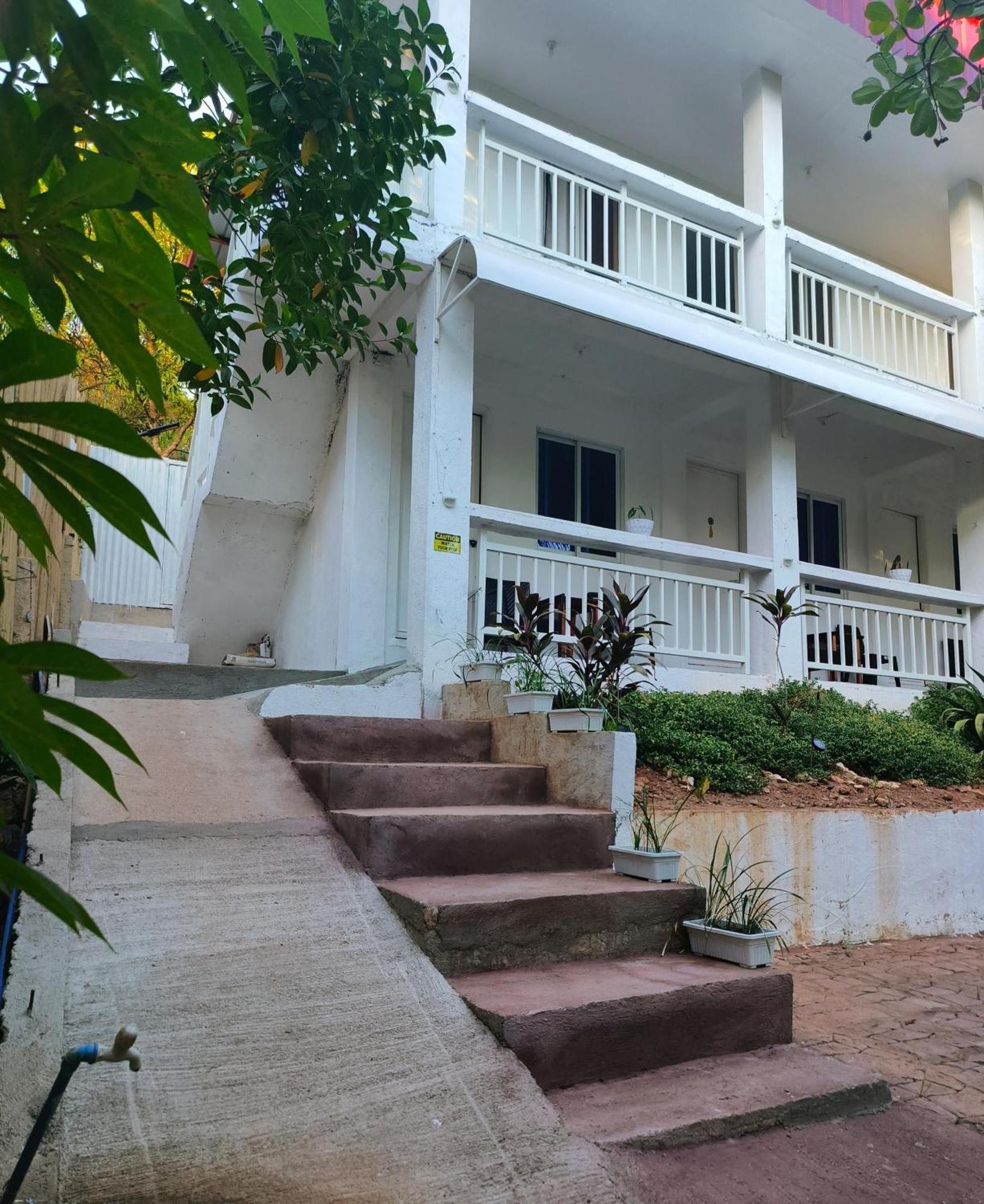 Ani Marie Guest House Coron Extérieur photo