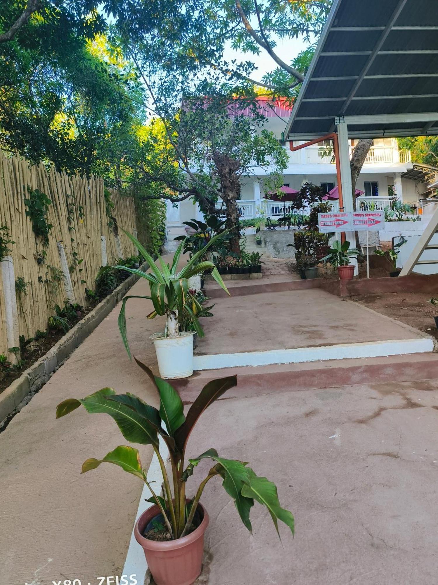 Ani Marie Guest House Coron Extérieur photo